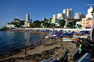 A capital Salvador e suas praias - Estado de Bahia